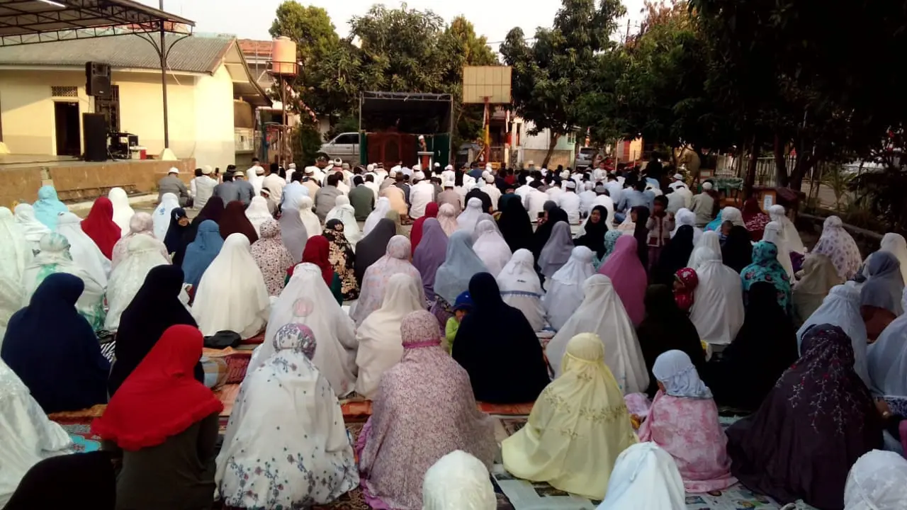 Ribuan warga Tangerang melaksanakan salat Ied Adha dihari ini, 21 Agustus 2018.