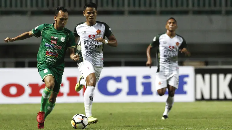 PSMS Medan Vs PS Tira