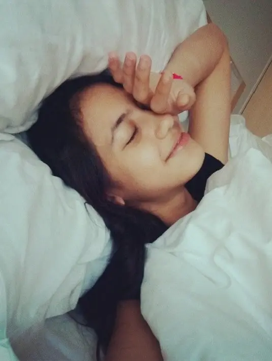 Pevita Pearce tetap cantik menawan walaupun baru bangun tidur. (Foto: instagram.com/pevpearce)