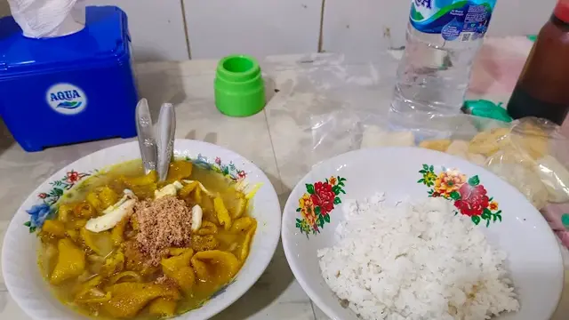 Soto Ayam Cak Pardi
