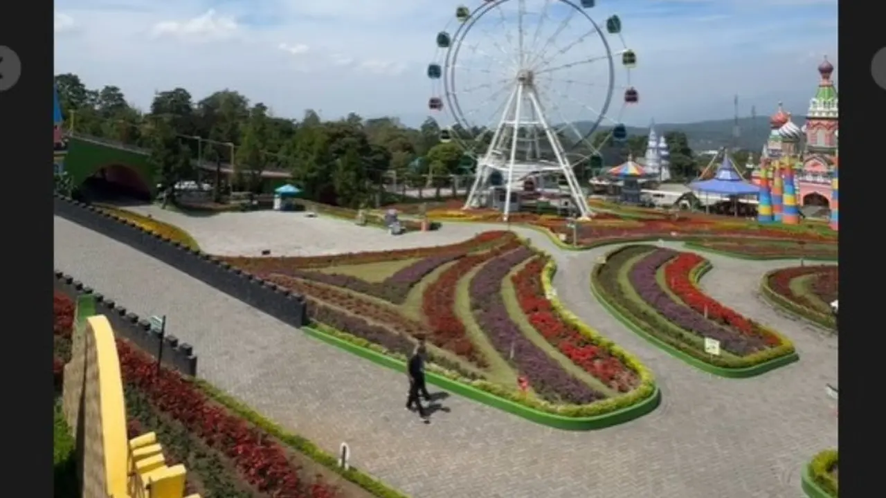 Taman Celosia Kebakaran, Dikenal Sebagai Taman Bunga Bernuansa Kekinian dan Punya Beragam Spot Foto Instagramable