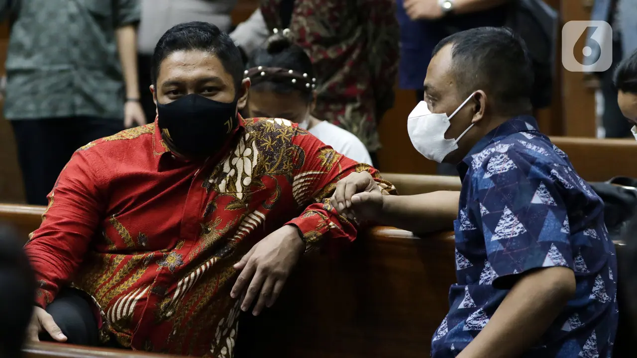 FOTO: Stepanus Robin Pattuju dan Maskur Husain Bersaksi di Sidang Azis Syamsuddin