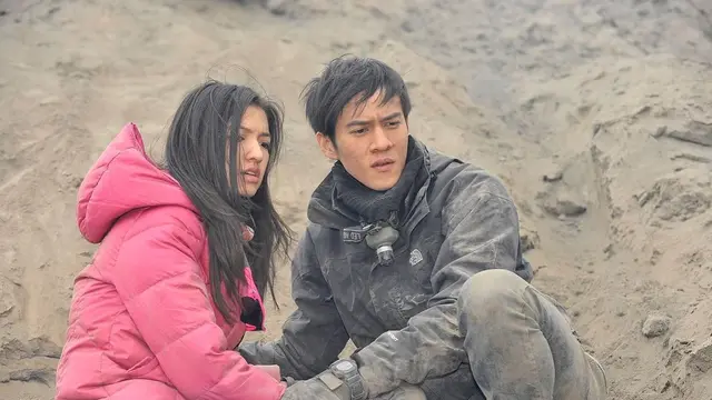 Raline Shah dalam film 5 cm (Instagram/ralineshah)