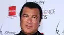Aktor laga kenamaan Steven Seagal telah ditunjuk oleh  Perdana Menteri Serbia, Aleksandar Vucic, untuk melatih polisi negaranya dengan Aikido. (AFP/Bintang.com)
