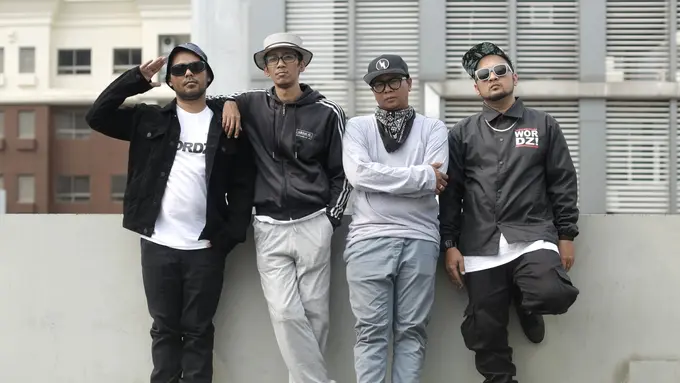 [Bintang] Single Cukup Dia Antar Fade2Black Menuju Album Baru