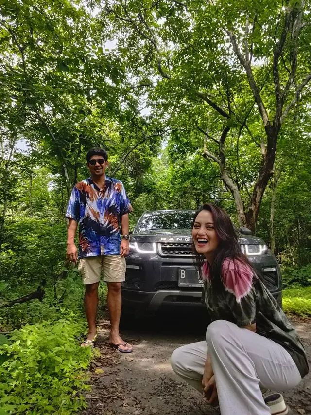 Potret 8 Selebriti saat Lakukan Road Trip, Seru Banget