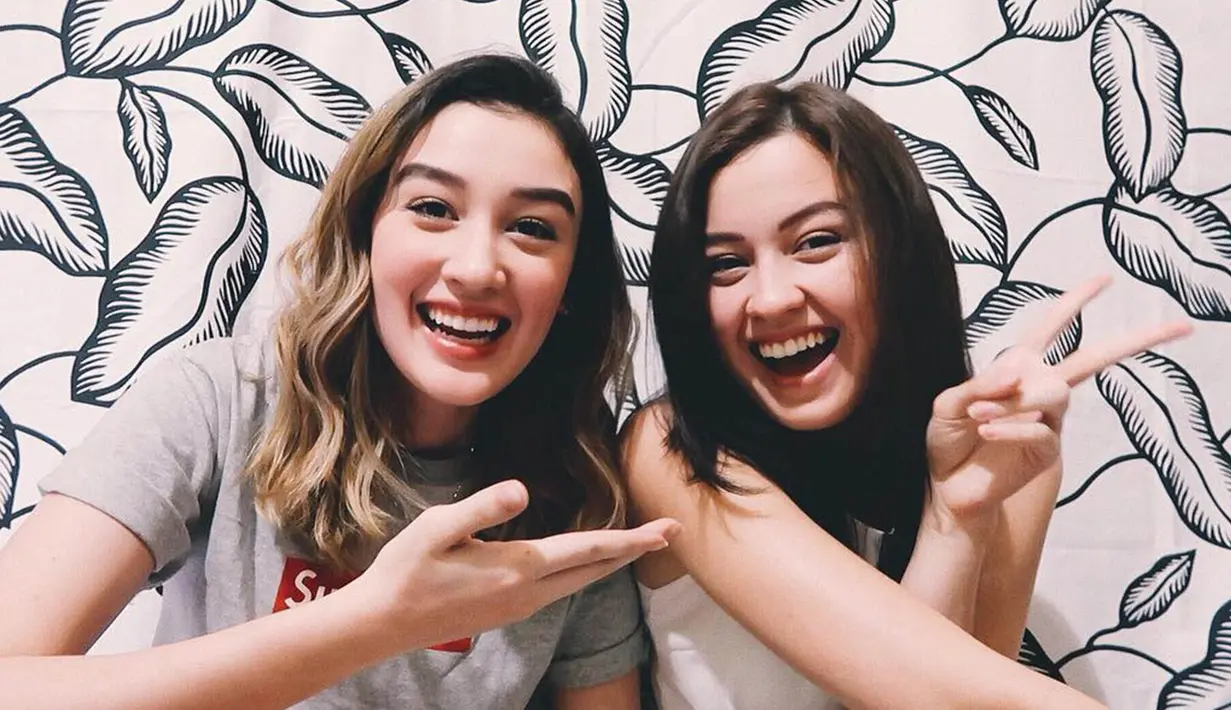 Pada 2016, Natasha mulai mengikuti jejak sang kakak sebagai selebriti dengan tampil di berbagai stasiun televisi. (Liputan6.com/IG/@kimbrlyryder)