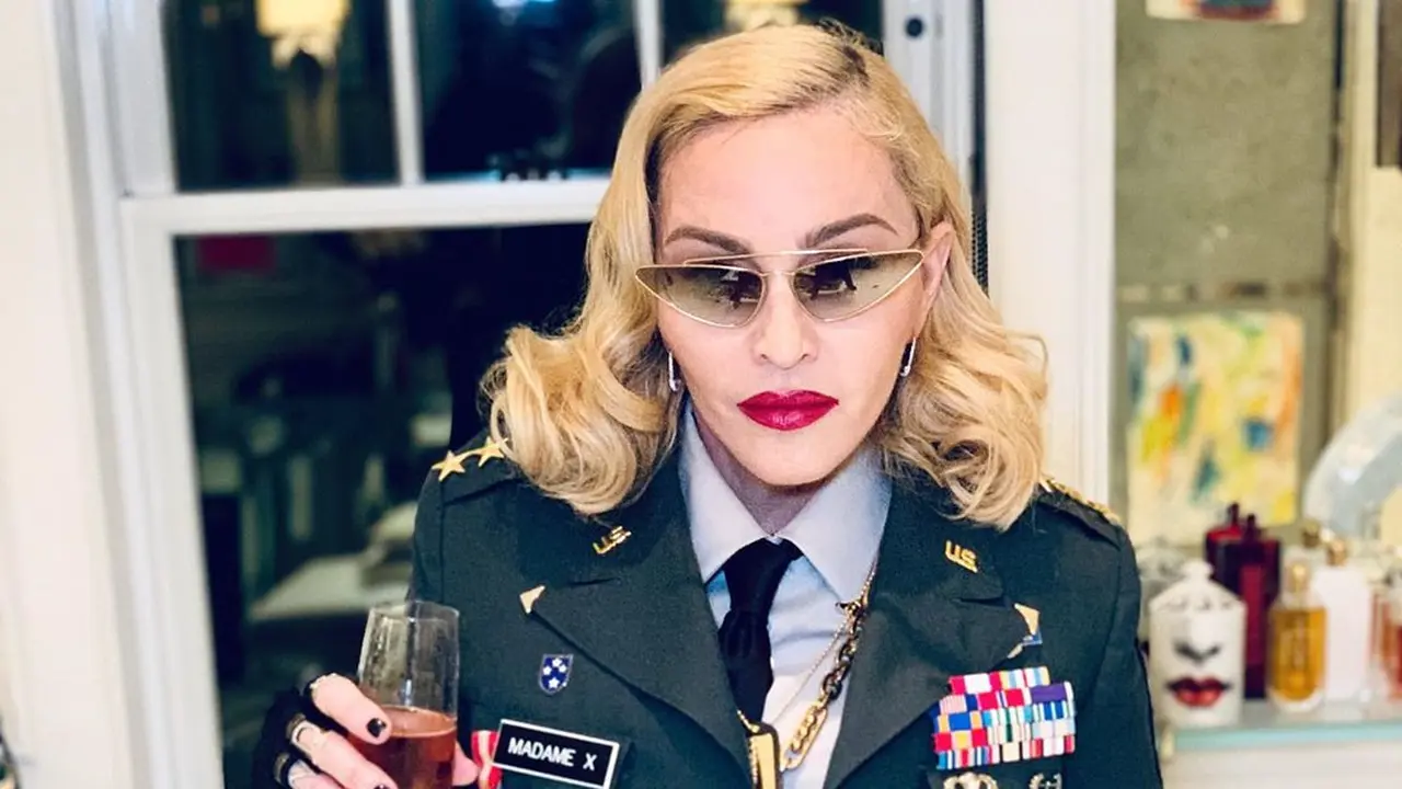 Ulang Tahun Ke 60, Pesona Madonna Sebagai Influencer Fashion Tak Lekang Waktu