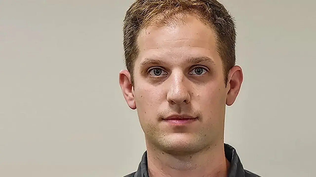 Wartawan Wall Street Journal berkewarganegaraan Amerika Serikat (AS) Evan Gershkovich ditahan di Kota Yekaterinburg pada Rabu (29/3) saat dalam perjalanan untuk liputan. (Dok. AFP)