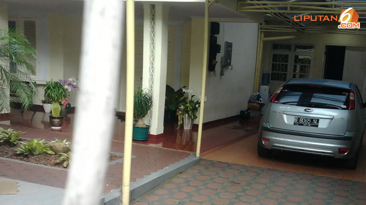rudi-rubiandini-rumah-lagi-130814b.jpg