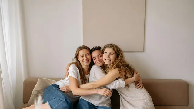 Libra yang ramah dan pandai menjaga hubungan