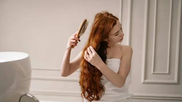 Serba-serbi Tes Porositas Rambut, Apa Saja? (pexels.com/Yan Krukau) )