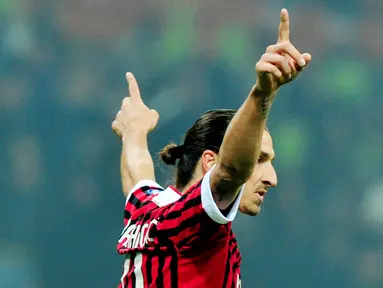 Zlatan Ibrahimovic menjadi sosok kunci saat AC Milan menjuarai Serie A pada musim 2010/2011. Bomber asal Swedia itu menyumbang 14 gol dari 28 laga. (AFP/Filippo Monteforte)