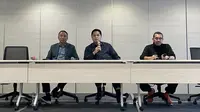 Ketua Umum PSSI, Erick Thohir bersama Wakil Ketua Umum PSSI, Zainudin Amali dan Anggota Exco PSSI, Arya Sinulingga dalam sesi jumpa pers di Gedung Danareksa, Jakarta pada Jumat (23/6/2023). Erick membahas mengenai pembentukan PT Garuda untuk membantu pendanaan PSSI ke depannya. (Luthfa Arisyi Senapi/Liputan6.com)