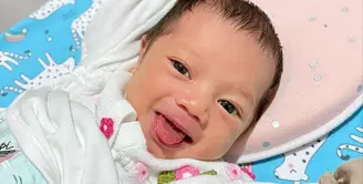 Anak Felicya Angelista dan Caesar Hito (Instagram/felicyangelista_)