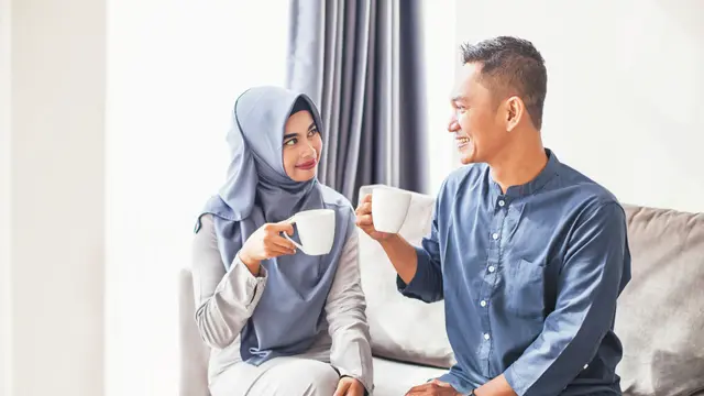 Kenali Tanda Pria yang Menyukaimu, Perilaku yang Mengungkapkan Perasaannya Diam-Diam