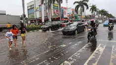 Ahok menyatakan penyebab banjir di wilayah hunian mewah Kelapa Gading  salah satunya adalah tidak adanya waduk di wilayah tersebut.