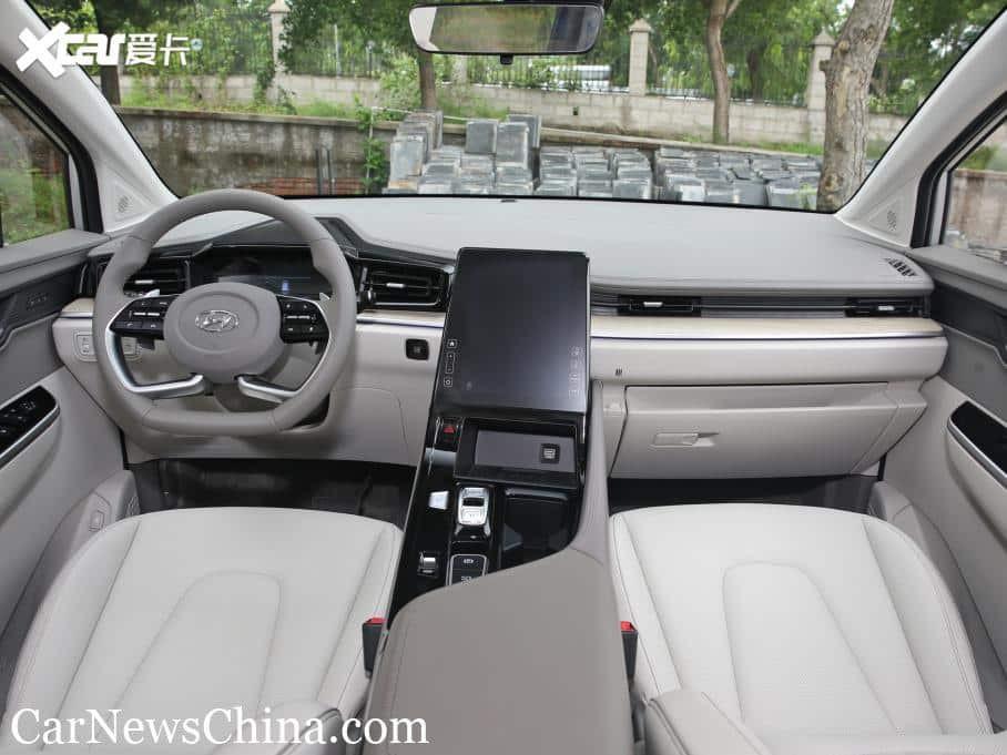 Interior Hyundai Custo (carnewschina.com)