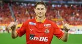 Striker asaal Denmark, Kasper Junker resmi dipermanenkan Nagoya Grampus dari Urawa Red Diamonds pada awal musim 2024 setelah berstatus pinjaman selama semusim pada J1 League 2023. Akankah ia bisa mempertahankan ketajamannya seperti pada musim 2023 yang membuat Nagoya Grampus kepincut mempermanenkannya? (J.LEAGUE)