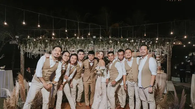 Momen Resepsi Pernikahan Steffy Ai Eks Cherrybelle. (Sumber: Instagram/steffy_ai)
