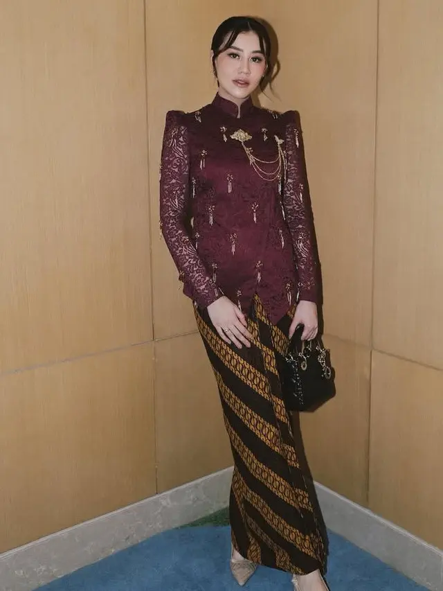 Aaliyah Massaid Jadi Bridesmaid