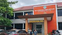Kejati Kalsel geledah kantor BKSDA. (Liputan6.com/Aslam Mahfuz)