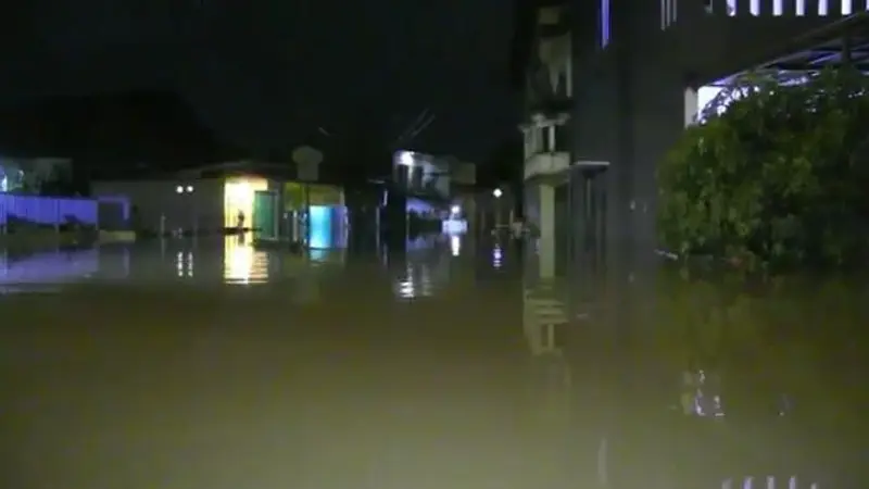 Banjir mendatangi Bekasi Sabtu hingga Minggu kemarin.