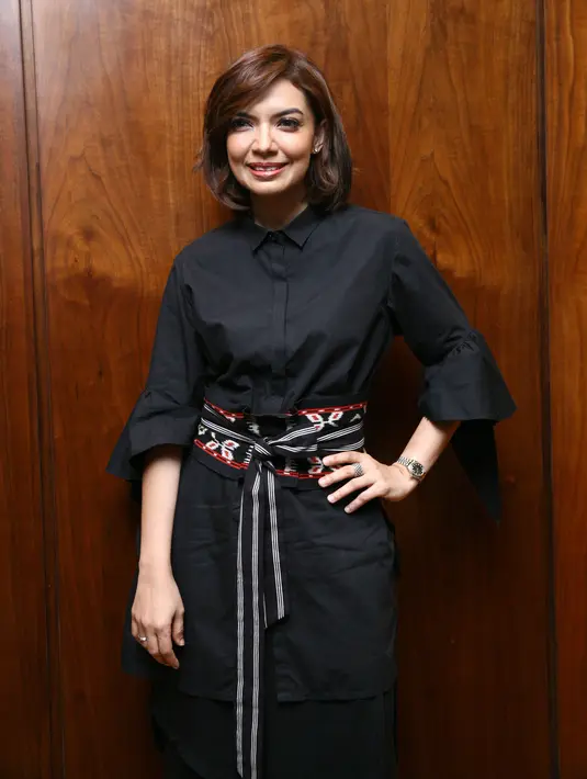 Setelah 17 tahun bersama Metro TV, Najwa memutuskan untuk berhenti. Meski berat, ia lantas berhenti membawakan acara yang juga melambungkan namanya tersebut, Mata Najwa. (Nurwahyunan/Bintang.com)