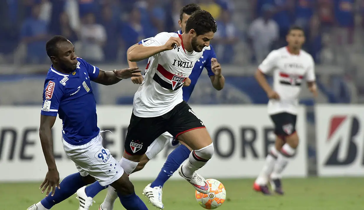 Gagal bersinar membuat Alexandre Pato dipinjamkan Corinthians ke Sao Paulo. (AFP/Douglas Magno)