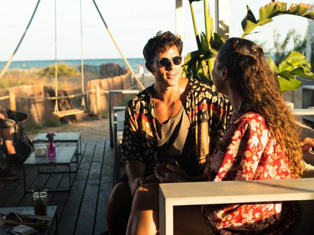 10 Arti Mimpi Bertemu Mantan Pacar Pertanda Belum Bisa Move On Ragam Bola Com