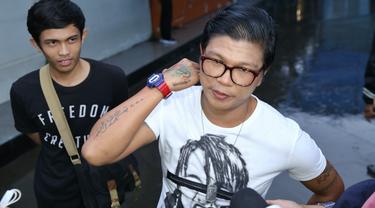 [Bintang] Andika Kangen Band dan Pramugari