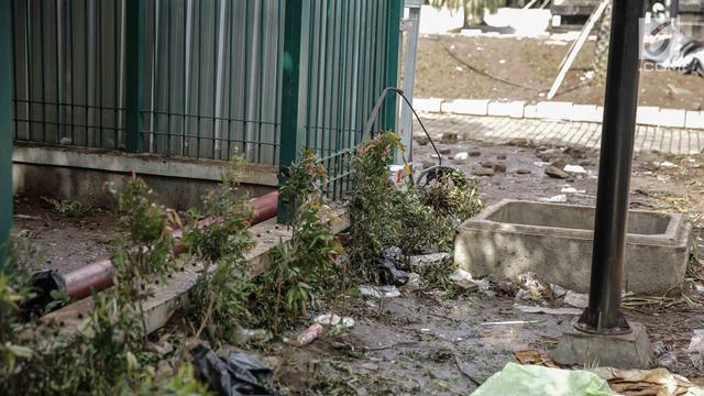 Pagar Tanaman di Stadion Utama GBK Rusak