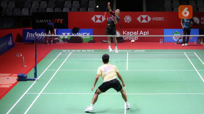 Foto: Menilik Persiapan Para Pebulu Tangkis Tunggal Putra Andalan Indonesia Jelang Indonesia Open 2023