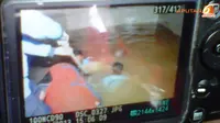 FOTO: Saat Korban Terakhir Banjir Plaza UOB Ditemukan