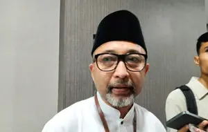 Kepala Dinas Lingkungan Hidup (DLH) Kota Mataram H Nizar Denny Cahyadi. (Dok.Antara)