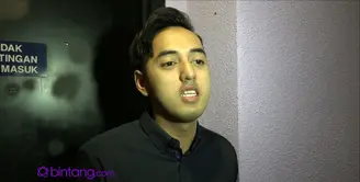 Menurut Kemal Pahlevi, membuat orang tertawa jauh lebih sulit ketimbang membuat orang menangis