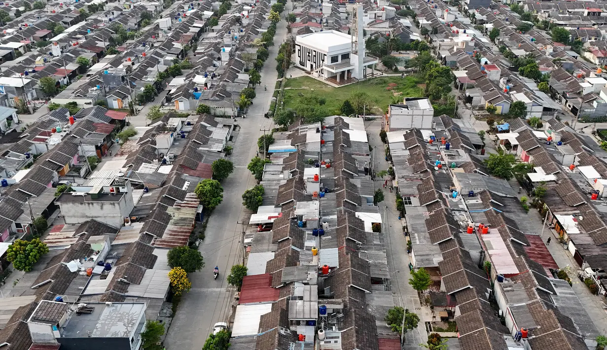 Realisasi penambahan kuota Fasilitas Likuiditas Pembiayaan Perumahan (FLPP) untuk  34 ribu unit rumah subsidi dari pemerintah masih dinanti masyarakat. (merdeka.com/Arie Basuki)