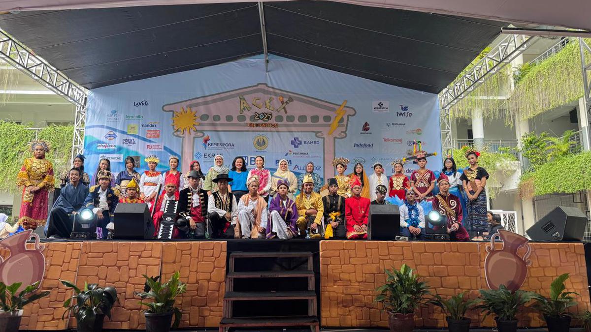 Penutupan ACEX 2025 – “The Ignition: Ignite Your Spirit, Conquer the Arena” SMP Labschool Kebayoran