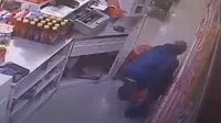 Polisi Buru Perampok Berpistol yang Gasak Uang Minimarket Rp36 Juta di Depok
