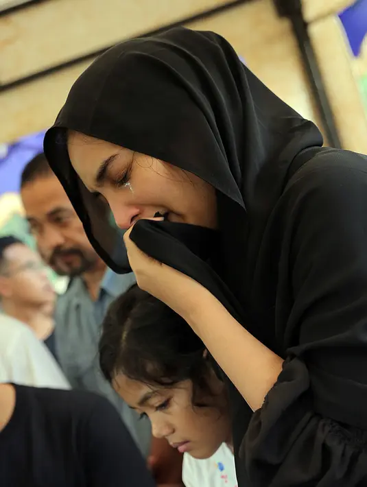 Begitu juga dengan Ashanty, istri musisi yang juga Anggota DPR Anang Hermansyah. Ayah Millen Cyrus, yang diketahui merupakan kakak tertua Ashanty. (Deki Prayoga/Bintang.com)