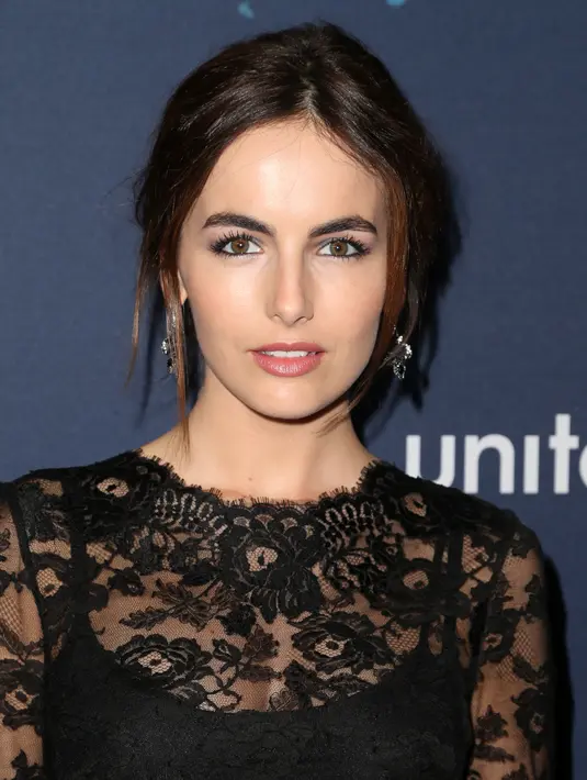 Ketika perseteruan sengit antara Kim dan Taylor mencuat, mulailah Camilla 'menyindir' balik Taylor Swift lewat tulisan. (AFP/Bintang.com)