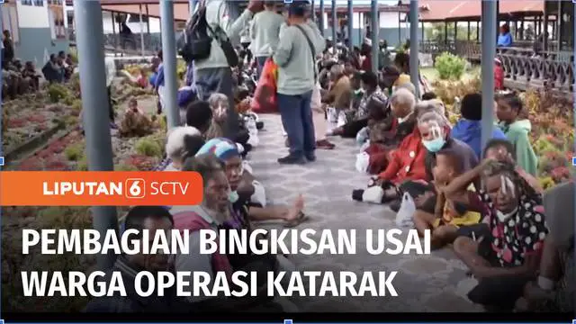 Yayasan Pundi Amal Peduli Kasih SCTV-Indosiar membagikan bingkisan bagi sejumlah warga Puncak Jaya, Papua Tengah, usai sembuh dari operasi katarak. Pemberian bingkisan ini kerjasama antara YPP SCTV-Indosiar dengan PPAD dan TNI-Polri.