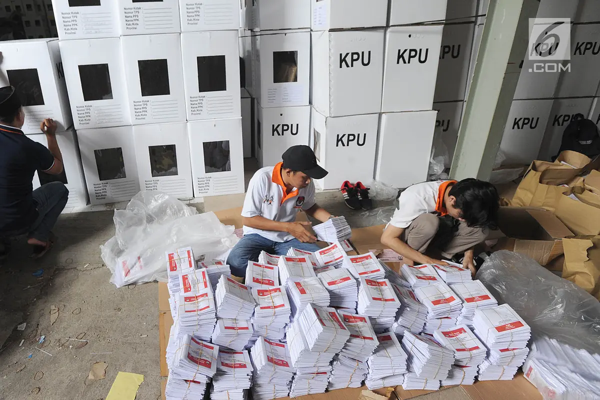 Penyortiran dan Pelipatan Kertas Suara