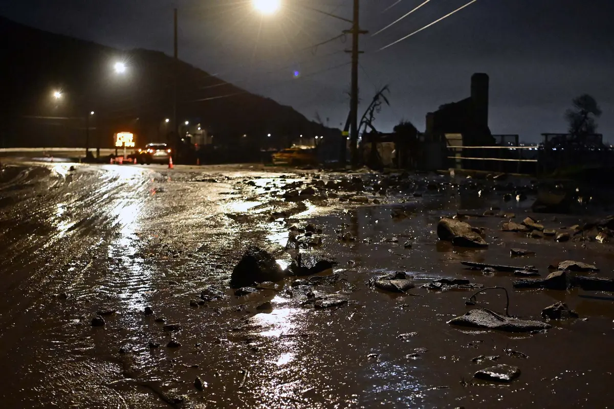 Banjir Lumpur Ancam California Selatan