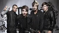 Undang Para Penggemar, All Time Low Gunakan Bahasa Indonesia