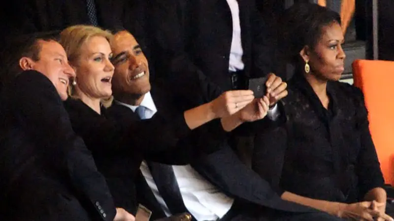 obama-narsis-foto-131211b.jpg