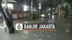 Kawasan Klender Jakarta Timur terendam banjir Jumat (19/2) dini hari. Banjir dipicu hujan yang terus mengguyur sejak hari Kamis.