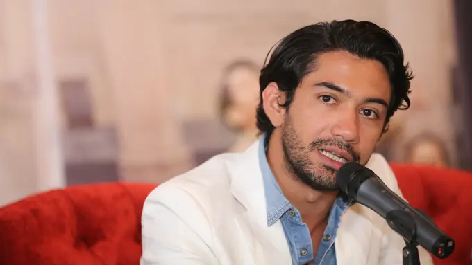 [Bintang] Reza Rahadian 