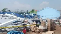 INH Salurkan Bantuan Korban Angin Puting Beliung di Bogor