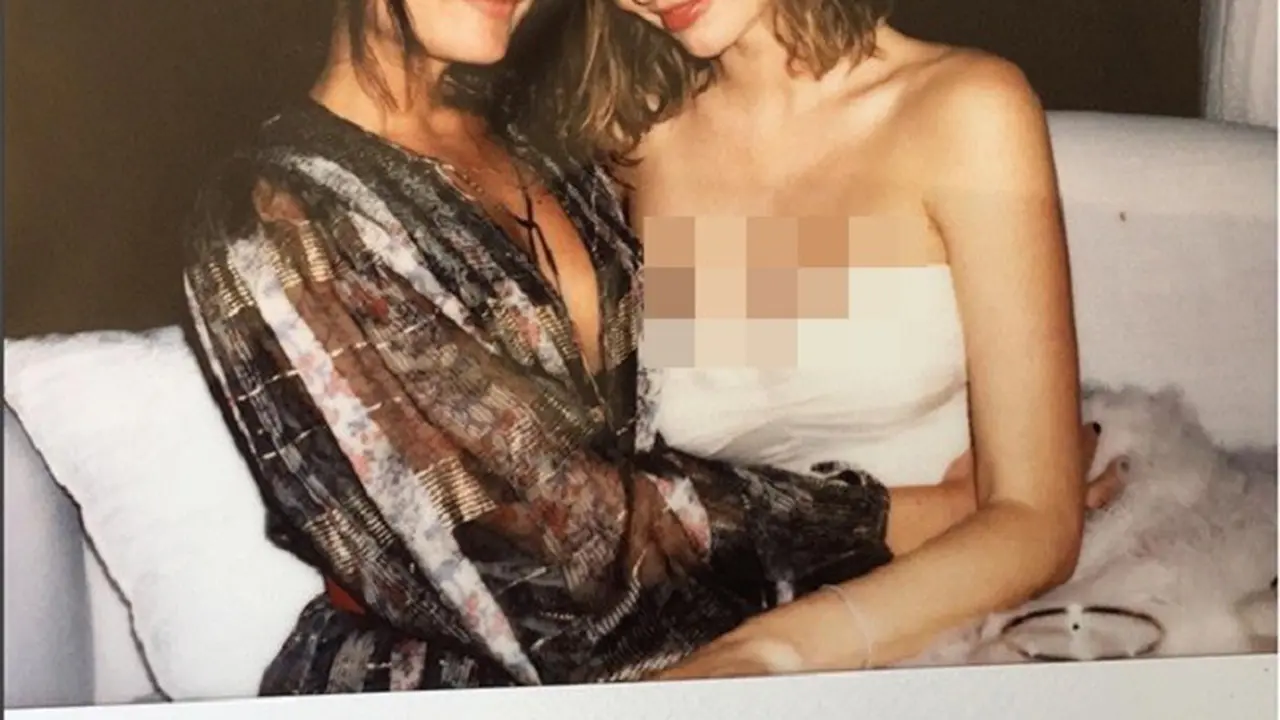 Potret pesta pertunangan Miranda Kerr dengan Evan Spiegel. (via. Hollywoodlife)